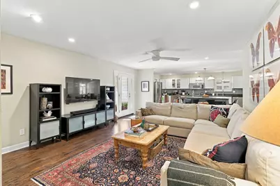 9236 Chiswell Road, Dallas, TX 75238 - Photo 16
