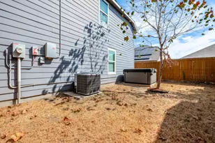 9212 Marilyn Pl, Dallas, TX 75227 - Photo 22