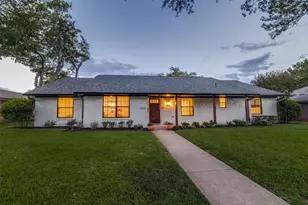 6233 Chesley Ln, Dallas, TX 75214 - Photo 2