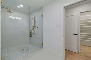 6233 Chesley Ln, Dallas, TX 75214 - Photo 18