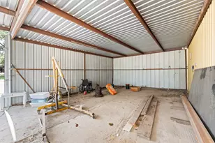 3320 N Main St, Cleburne, TX 76033 - Photo 32