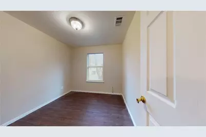 3621 San Rose Drive, Fort Worth, TX 76119 - Photo 20