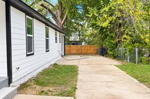 421 Ross Street E, Sulphur Springs, TX 75482 - Photo 16
