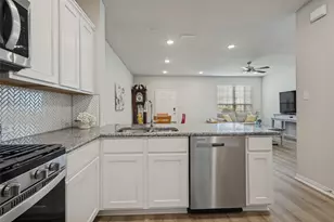 1158 Morgan Dr, Sherman, TX 75090 - Photo 12