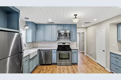 914 W Sunset Street, Grapevine, TX 76051 - Photo 14