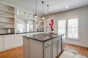 2700 College Ave, Fort Worth, TX 76110 - Photo 14