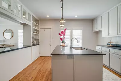 2700 College Avenue, Fort Worth, TX 76110 - Photo 12