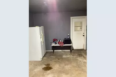 1811 E Lovers Lane, Arlington, TX 76010 - Photo 14