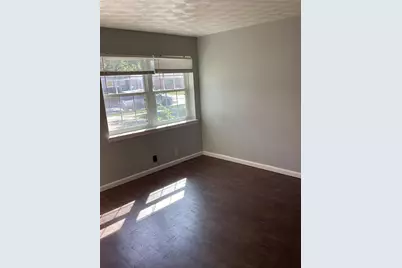 1811 E Lovers Lane, Arlington, TX 76010 - Photo 2
