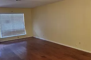 1551 Pamela Ln, Fort Worth, TX 76112 - Photo 6