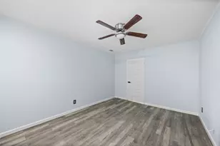 4521 Malden Ln, Dallas, TX 75216 - Photo 8