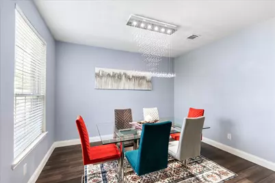 1047 Stream Drive, Grand Prairie, TX 75052 - Photo 6