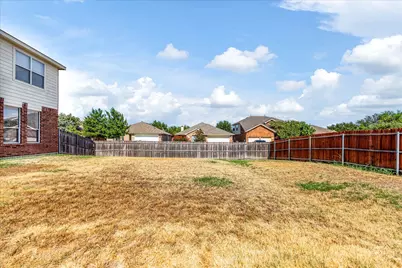 1047 Stream Drive, Grand Prairie, TX 75052 - Photo 40