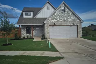 201 Joel St, Springtown, TX 76082 - Photo 1