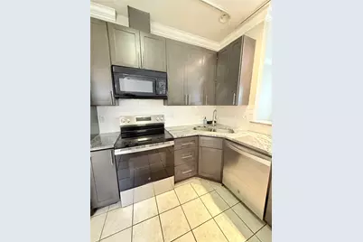 911 Spring Valley Plaza, Richardson, TX 75080 - Photo 8