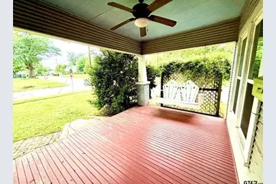 608 Sycamore Street, Mineola, TX 75773 - Photo 2