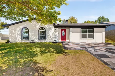 205 E Kearney Street, Mesquite, TX 75149 - Photo 2