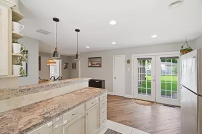 2008 Addington Street, Irving, TX 75062 - Photo 10