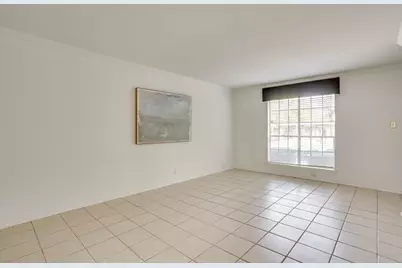 901 Roaring Springs Road, Fort Worth, TX 76114 - Photo 2