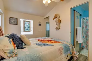 762 E Oyster Dr, Port Isabel, TX 78578 - Photo 4