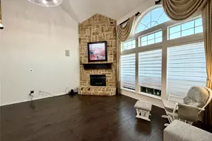 4514 Sea Sparrow Ln, Garland, TX 75043 - Photo 8