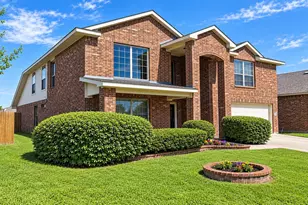 2043 Kingsbridge Dr, Heartland, TX 75126 - Photo 1