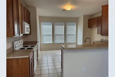10239 Waterbury Drive, Providence Village, TX 76227 - Photo 8