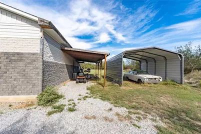 211 E Bay Drive, Bridgeport, TX 76426 - Photo 10