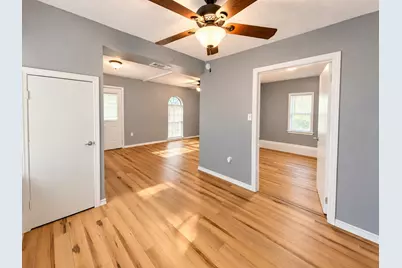 1032 W Oak Street, Weatherford, TX 76086 - Photo 32