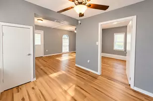 1032 W Oak St, Weatherford, TX 76086 - Photo 32