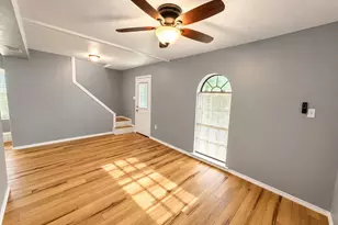 1032 W Oak St, Weatherford, TX 76086 - Photo 30