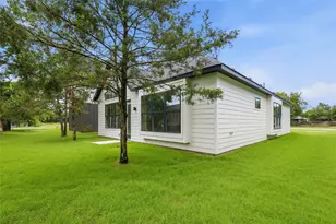 301 E Locust St, Leonard, TX 75452 - Photo 16