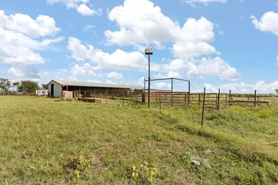 9301 Cr-1127, Godley, TX 76044 - Photo 12