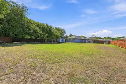 1307 Berry Drive, Cleburne, TX 76033 - Photo 24