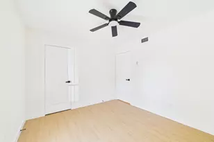 10835 Hayfield, Dallas, TX 75238 - Photo 16