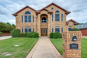 5401 Emerald Park Blvd, Arlington, TX 76017 - Photo 2