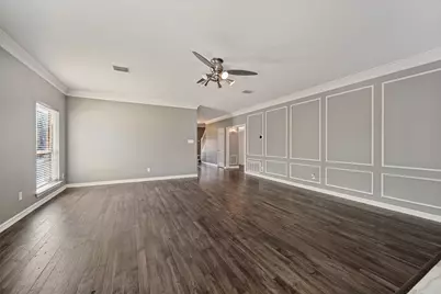 5401 Emerald Park Boulevard, Arlington, TX 76017 - Photo 10