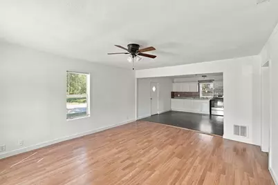 405 N Atlantic Street #407, Cleburne, TX 76031 - Photo 14