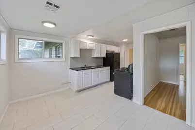 2116 Marilyn Lane, Arlington, TX 76010 - Photo 10