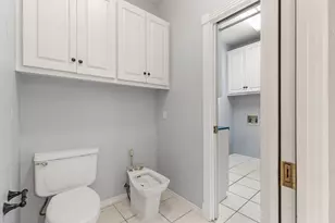 207 Westlane Cir, Woodway, TX 76712 - Photo 22