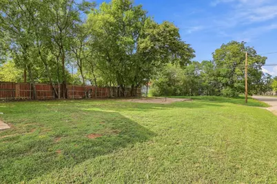 701 W Hull A & B Street, Denison, TX 75020 - Photo 18
