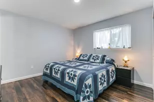 1311 Johns Dr, Euless, TX 76039 - Photo 10
