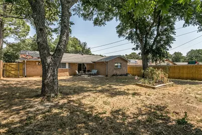 1311 Johns Drive, Euless, TX 76039 - Photo 16