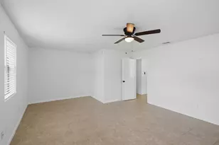 706 Shady Grove Dr, Granbury, TX 76049 - Photo 18