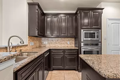 10437 Chantry Lane, Frisco, TX 75035 - Photo 6