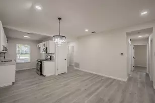 4811 Abbott Ave, Arlington, TX 76018 - Photo 6