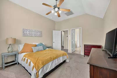 5717 Southern Hills Drive, North Richland Hills, TX 76180 - Photo 28