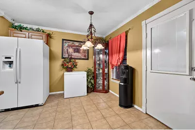 2832 Trailhouse Drive, Dallas, TX 75237 - Photo 10