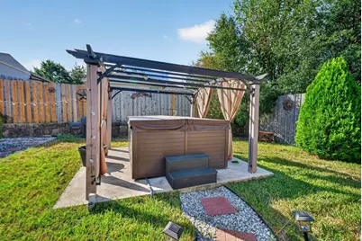2832 Trailhouse Drive, Dallas, TX 75237 - Photo 28
