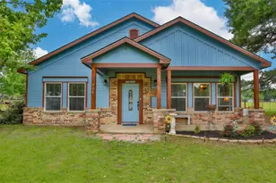 406 W Elm St, Collinsville, TX 76233 - Photo 1
